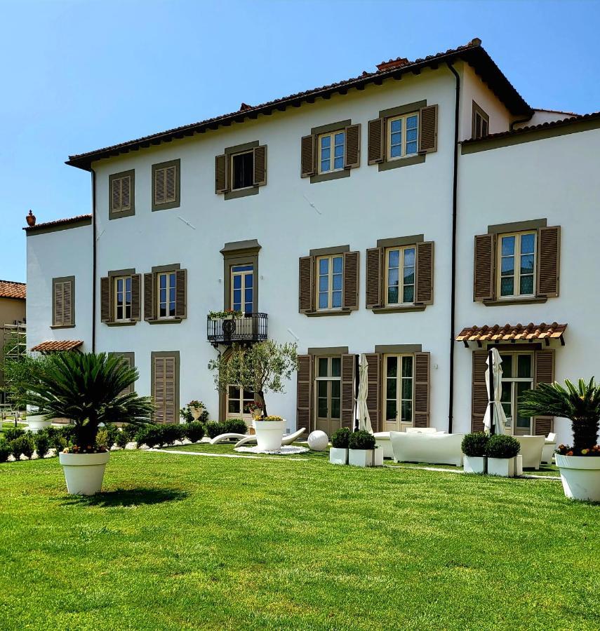 La Villa Apartments - Convenient For Sardinia And Corsica - 4-5 Beds -Private Parking Included With Camera 利沃诺 外观 照片